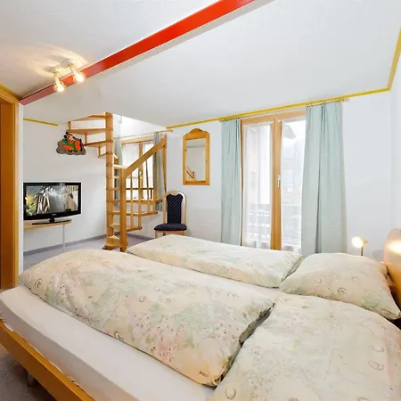 Alpina Hotel 3*